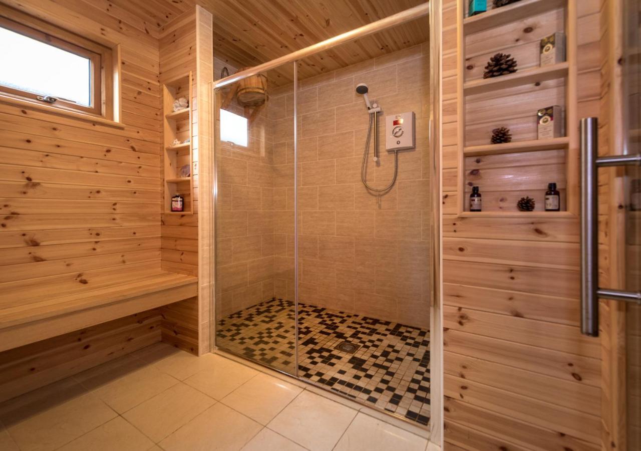 Ysgubor Bach Villa Aberdaron Bagian luar foto